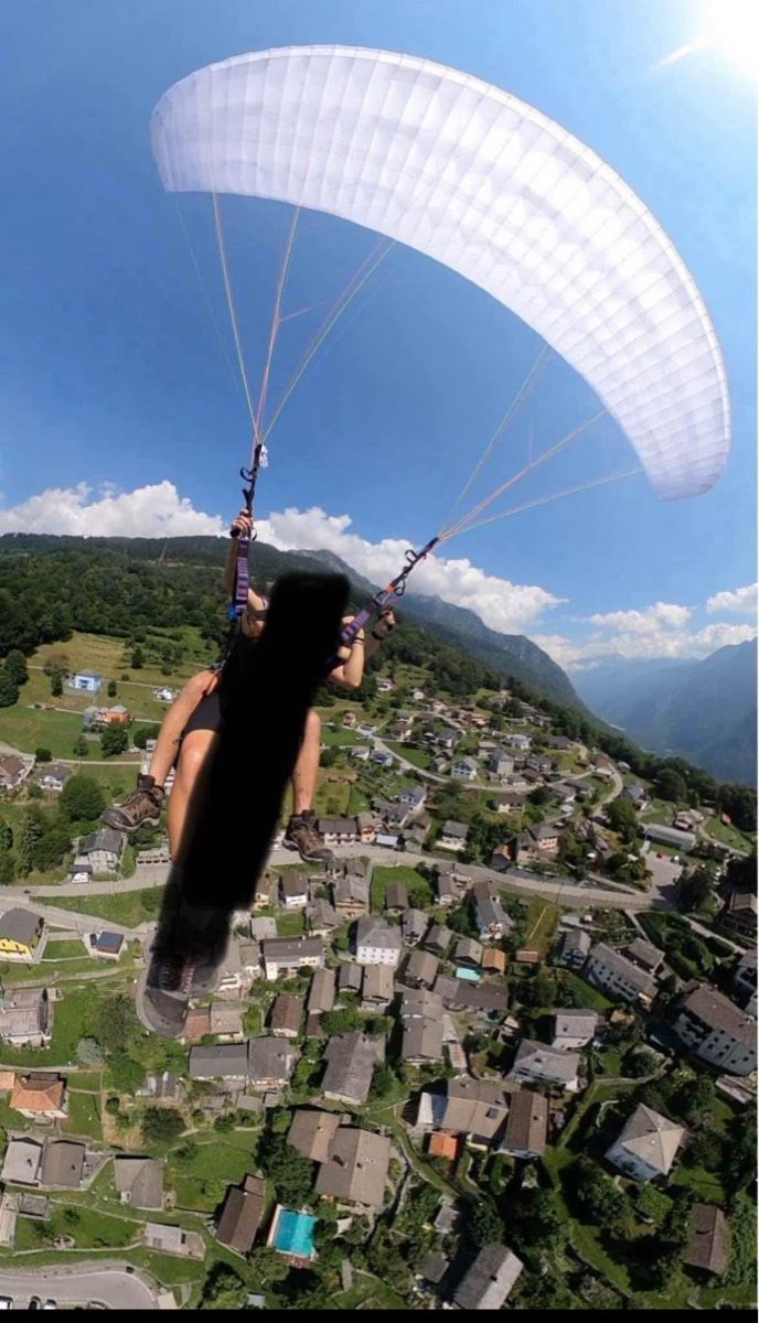 Sport dell'aria & Aquiloni: Gleitschirm Skyman tandem 37 – Usato da Rhäzüns venduto da radkohovadko