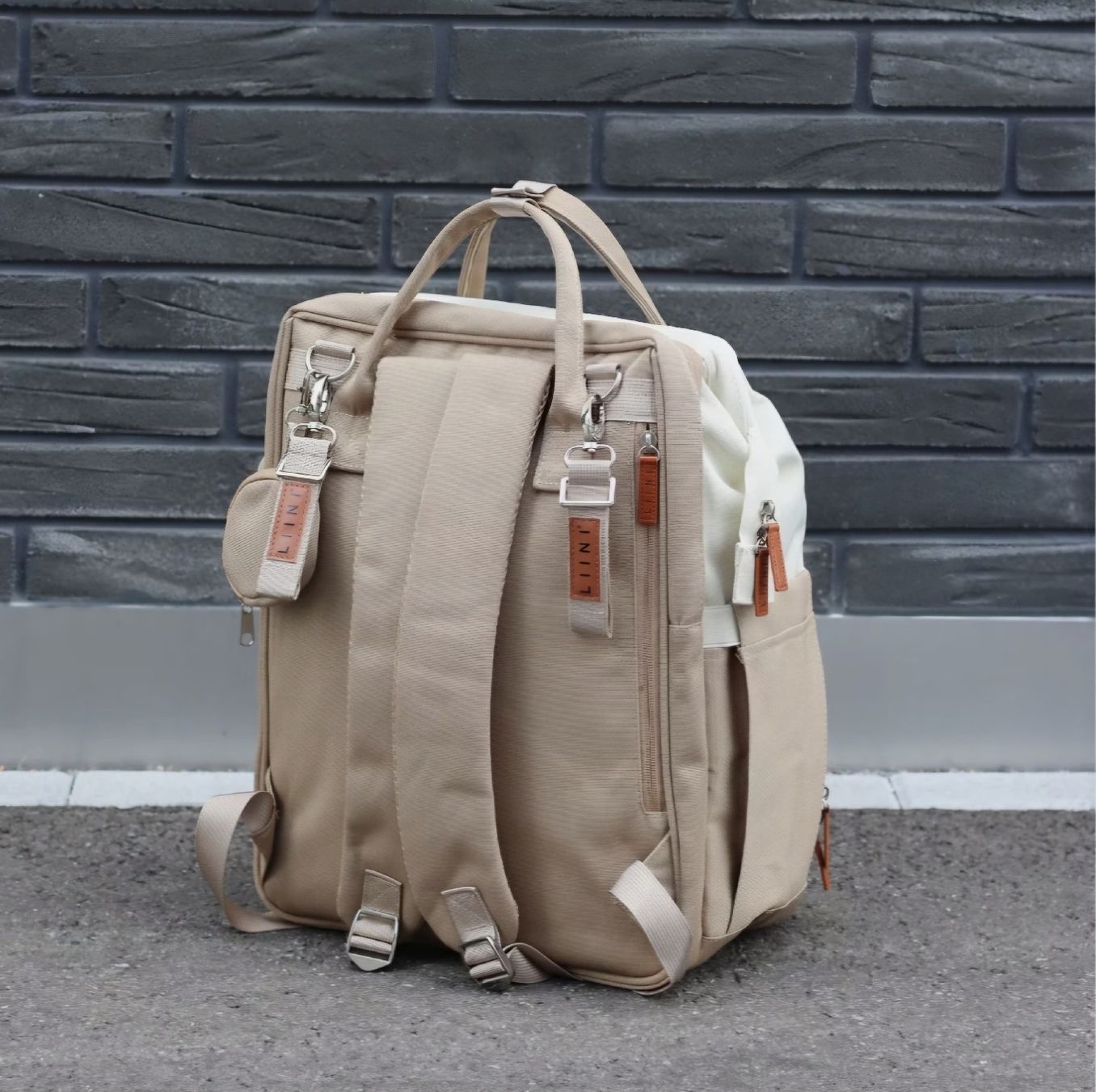 Borse & Zaini: LIINI Wickelrucksack beige Polyester aus recyceltem PET – Nuovo e nell'imballaggio originale da Schöftland venduto da nad_595y 2