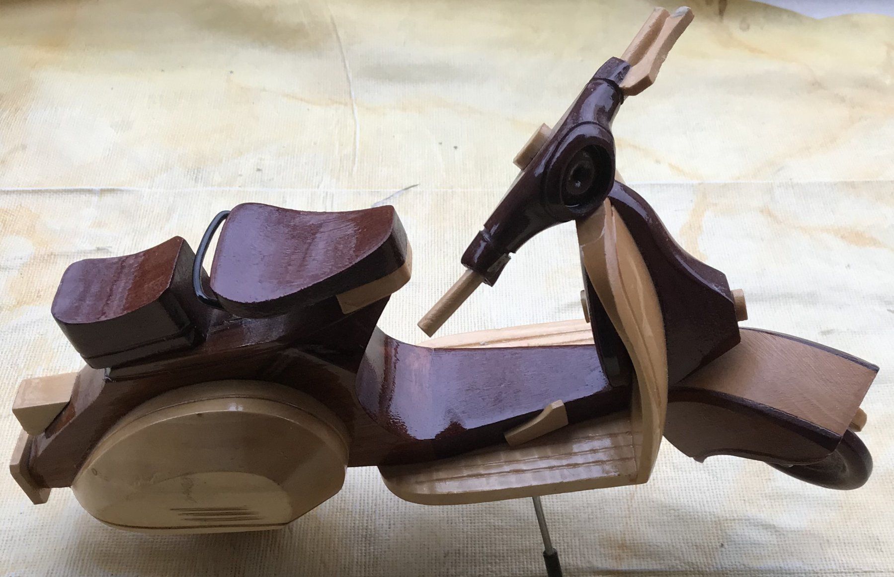 Kit di modellismo & Modellini statici: VESPA AUS HOLZ – Usato da Ostermundigen venduto da wini63 3