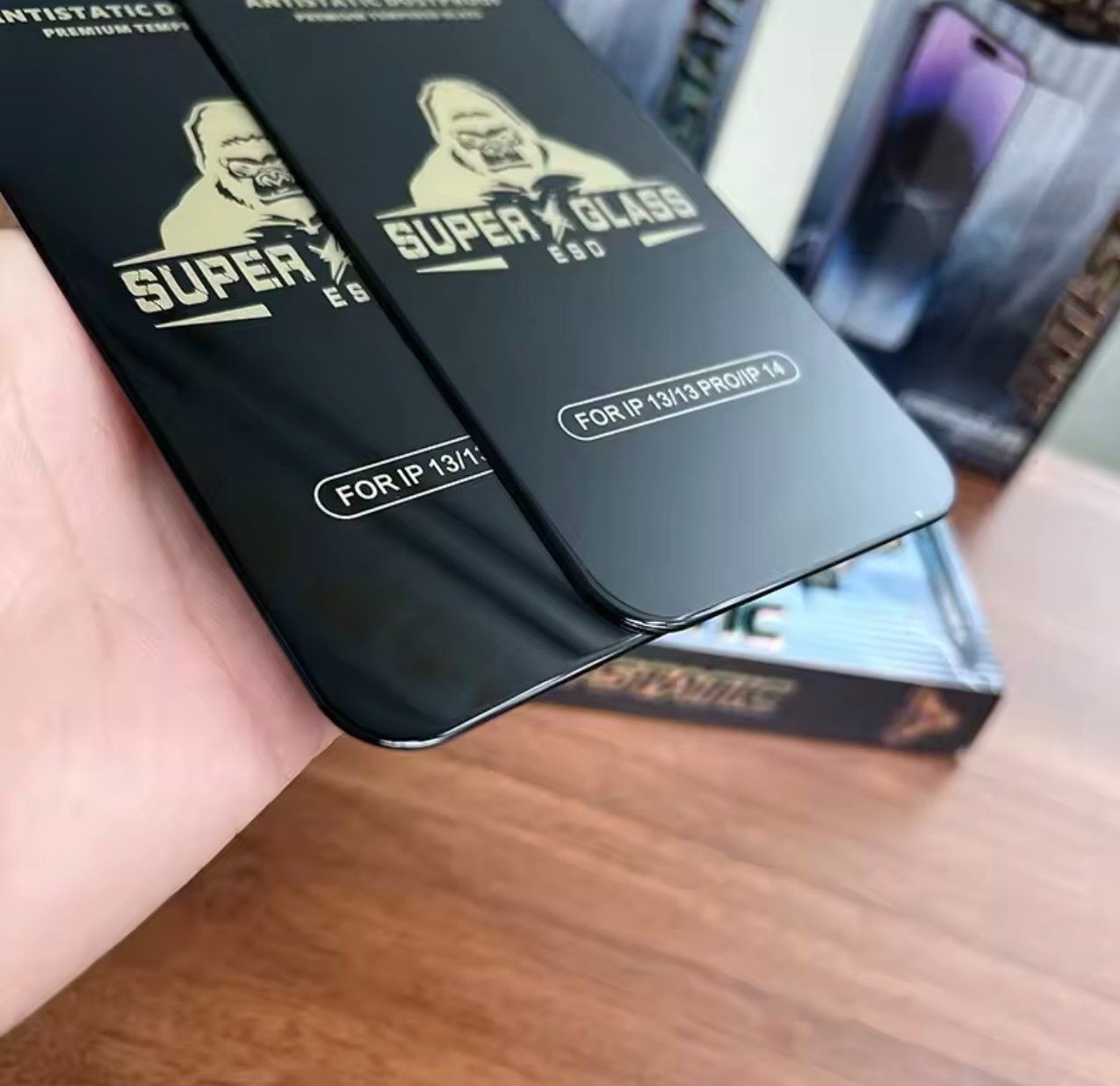 Cover & Protezioni schermo: Verre GORILLE iPhone 16 Pro Max – Nuovo e nell'imballaggio originale da Eysins venduto da pro_7lnq 3