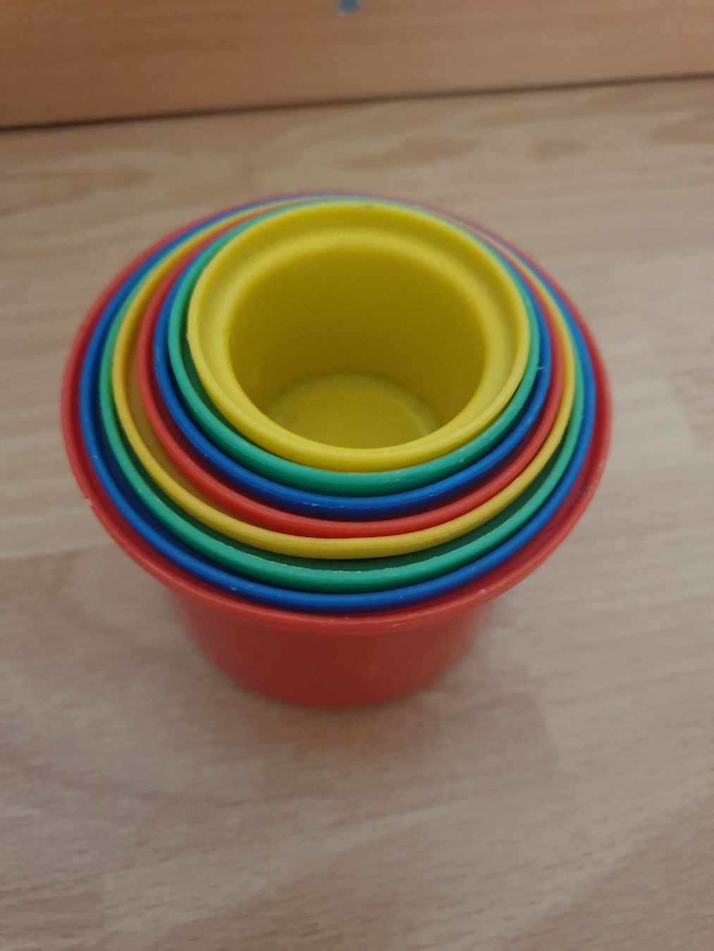 Spielzeuge: Stapelbecher – Gebraucht aus Wettingen von fis_lg9z 1