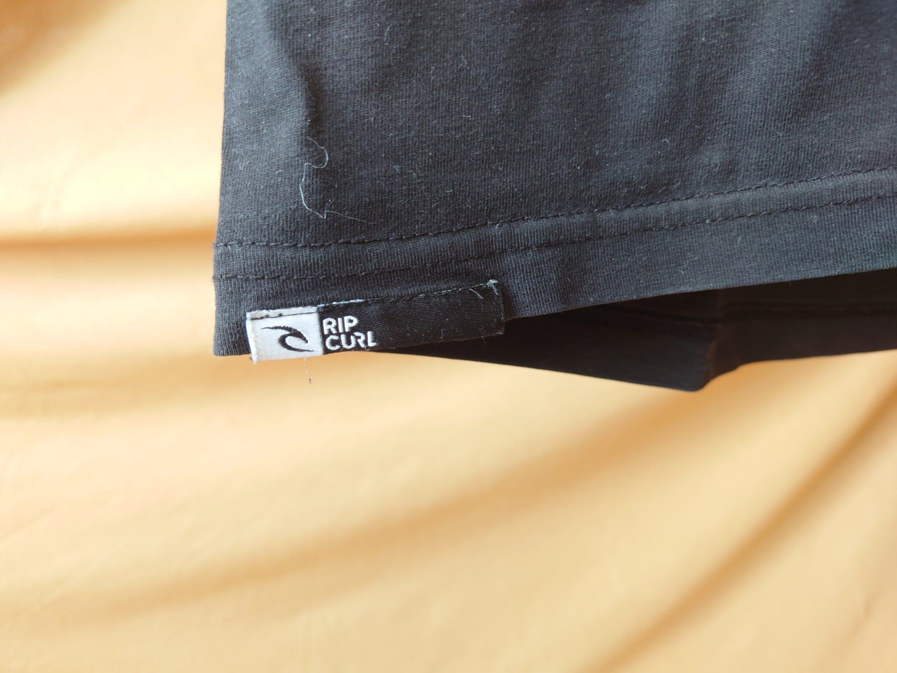 Rip Curl T-shirt: T-Shirt Ripcurl XL – Usato da Bévilard venduto da Thenightes 2