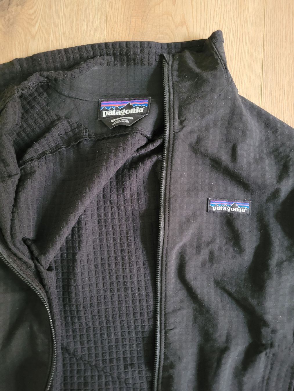 Patagonia Maglioni & Felpe: Patagonia R1 jacket, Top Zustand! – Usato da Zürich venduto da Loboso 2