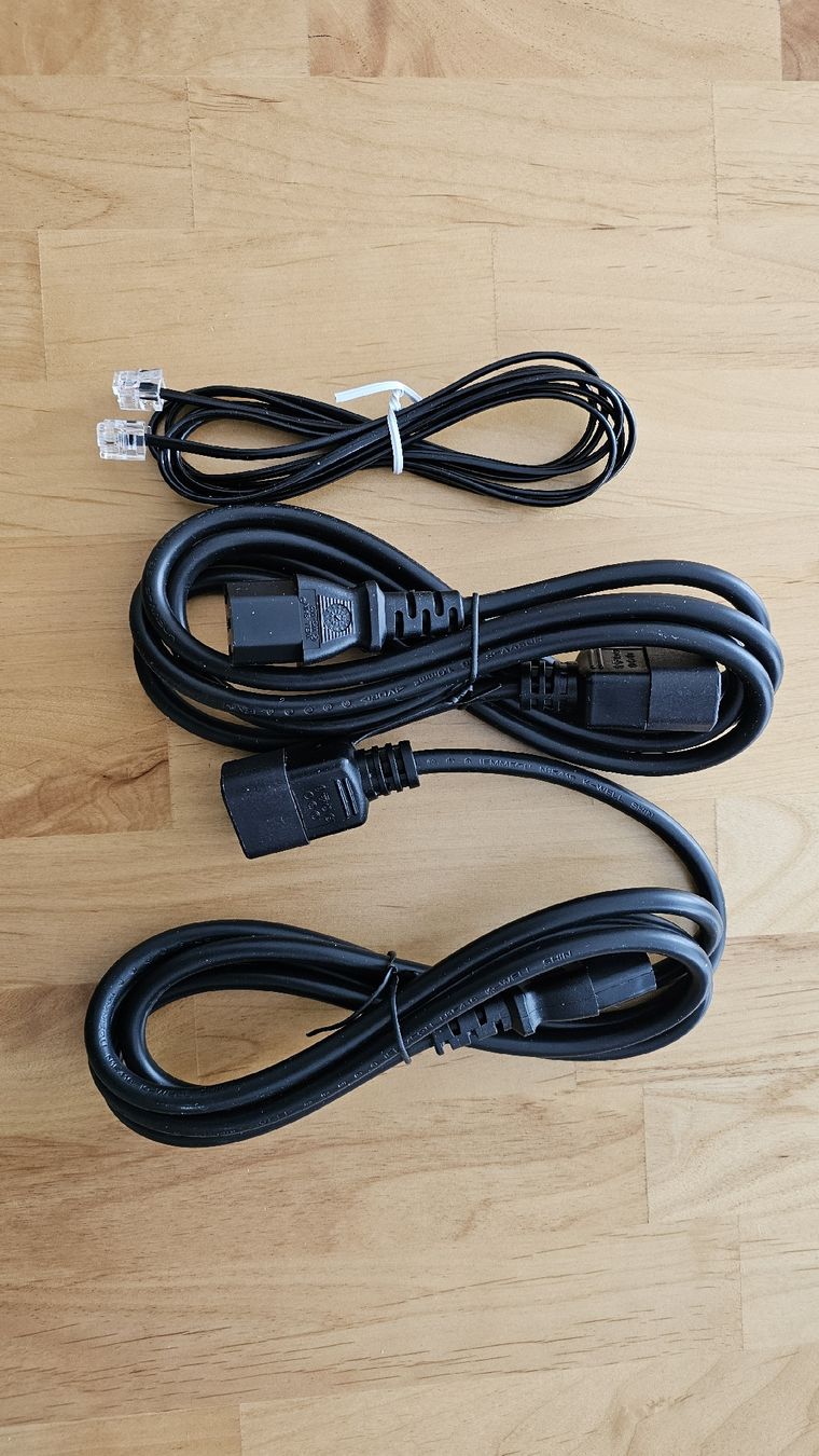 Cavi: Kabel für USV – Usato da Laupen ZH venduto da Knolle8