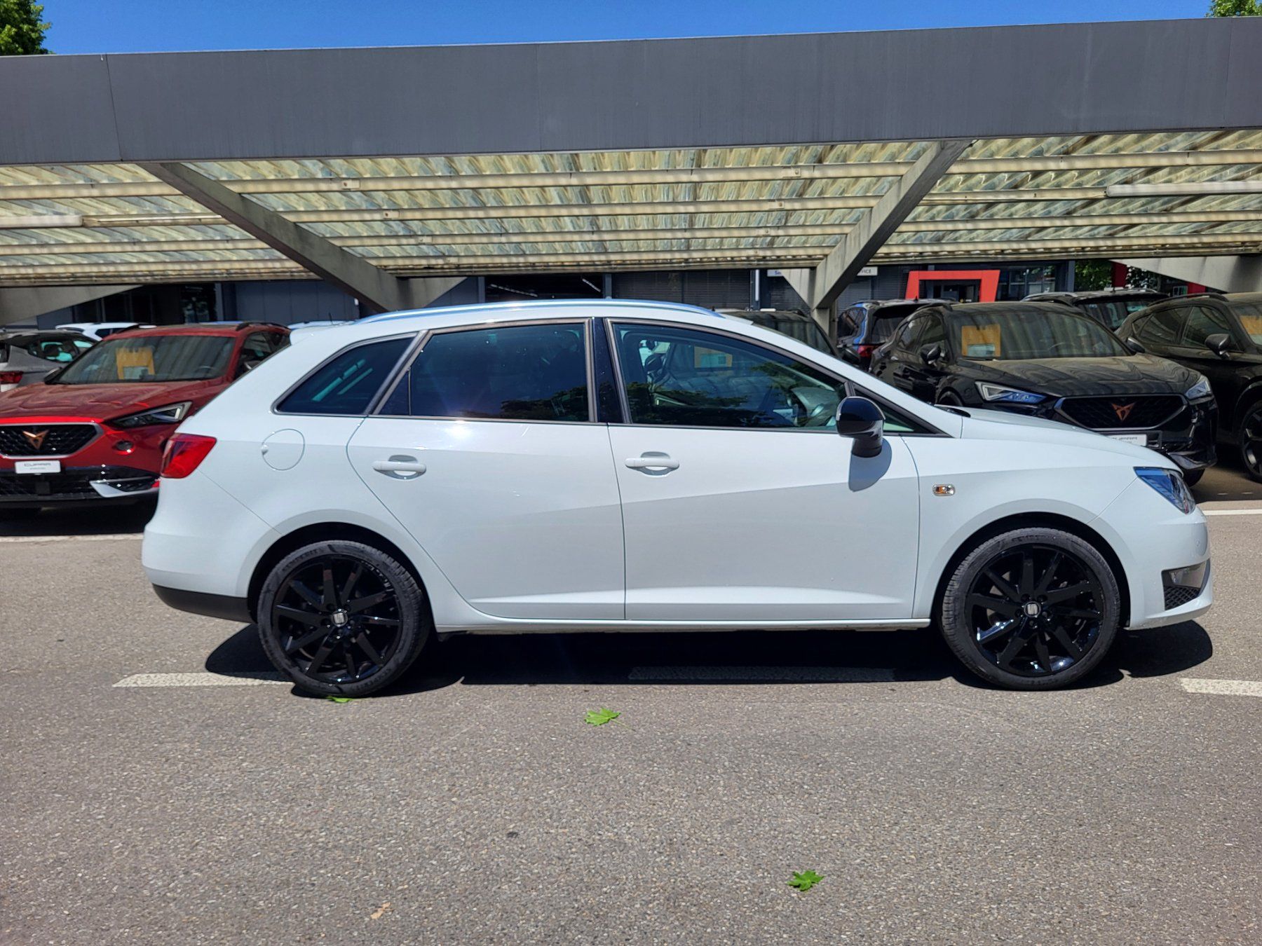 Seat Automobili: SEAT Ibiza ST 1.4 TSI ACT FR – Usato da Schwarzenburg venduto da JK143 1