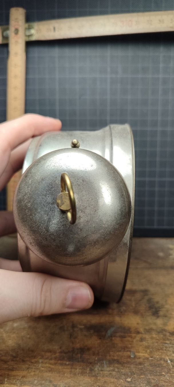 Sveglie: Wunderschöner alter Wecker Nr.207 Foreign – Usato da Gelterkinden venduto da MYSTOREFORYOU4460 2