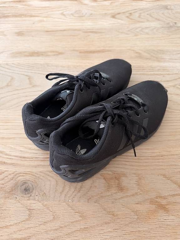Herrenschuhe: Adidas Turnschuhe – Gebraucht aus Thun von jki_rg8z 1