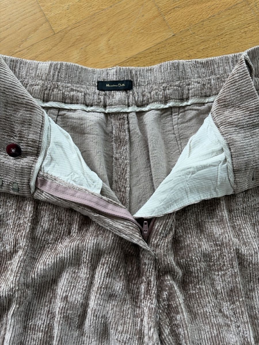 Massimo Dutti Pantaloni: Massimo Dutti Cordhose, Grösse 36, top Zustand – Nuovo (secondo la descrizione) da Zürich venduto da ufe_f5q5 1