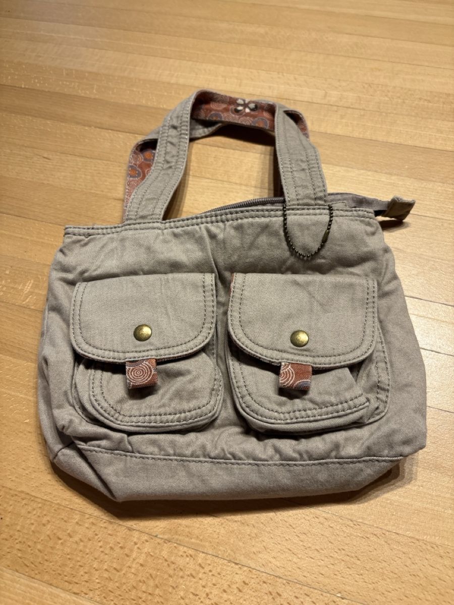 Borse da donna: Sac à main  – Usato da Uvrier venduto da lou_dhk8
