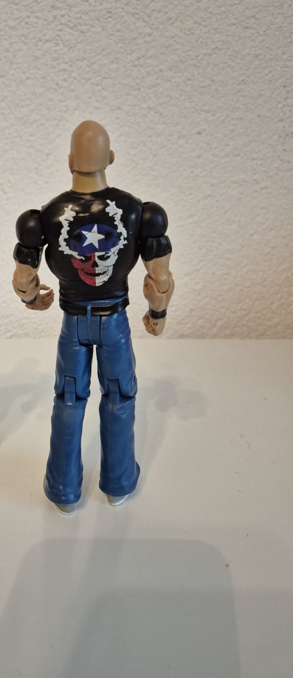 WWE Statuette: WWE Basic Series 29 Stone Cold Steve Austin 2011 – Usato da Buchs SG venduto da Bray_Law 2