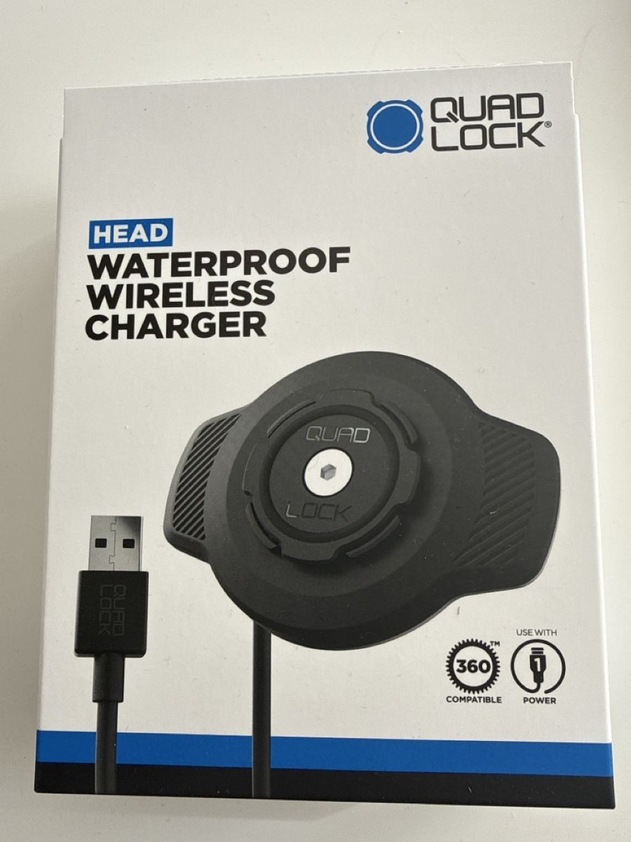 Quad Lock Batterieladegeräte: QuadLock Waterproof wireless charger USB – Neu und originalverpackt aus Marin-Epagnier von IAMVAL