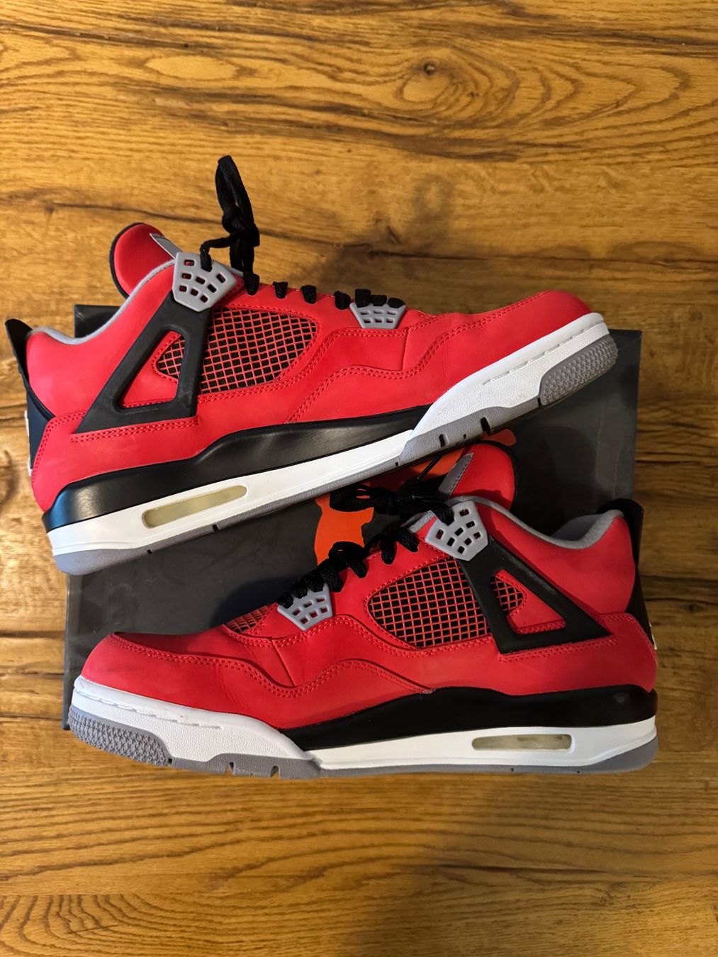 Jordan Herrenschuhe: Air Jordan 4 Retro Toro Bravo - 2013 – Gebraucht aus Zürich von sell_my_stuff 3