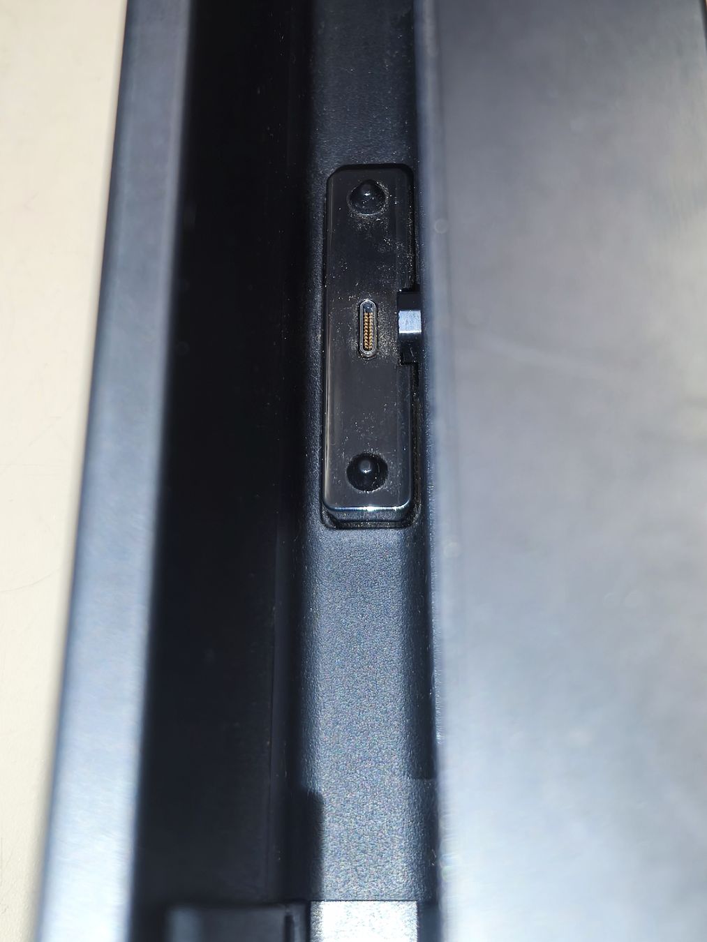 Docking station: Nintendo Switch Docking Station mit Netzteil und Kabeln(def) – Difettoso da Altbüron venduto da Theo_Dotus 2