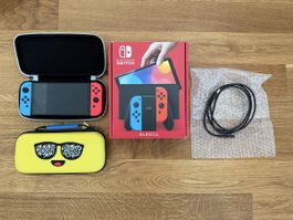 Nintendo Switch OLED Konsole mit Zubehör Top Zustand