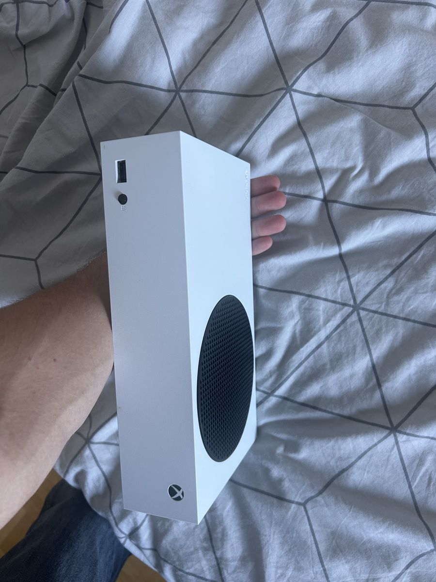 Microsoft Konsolen: Spielkonsole Microsoft Xbox Series S  – Neu (gemäss Beschreibung) aus Sirnach von lev_p2rg 1