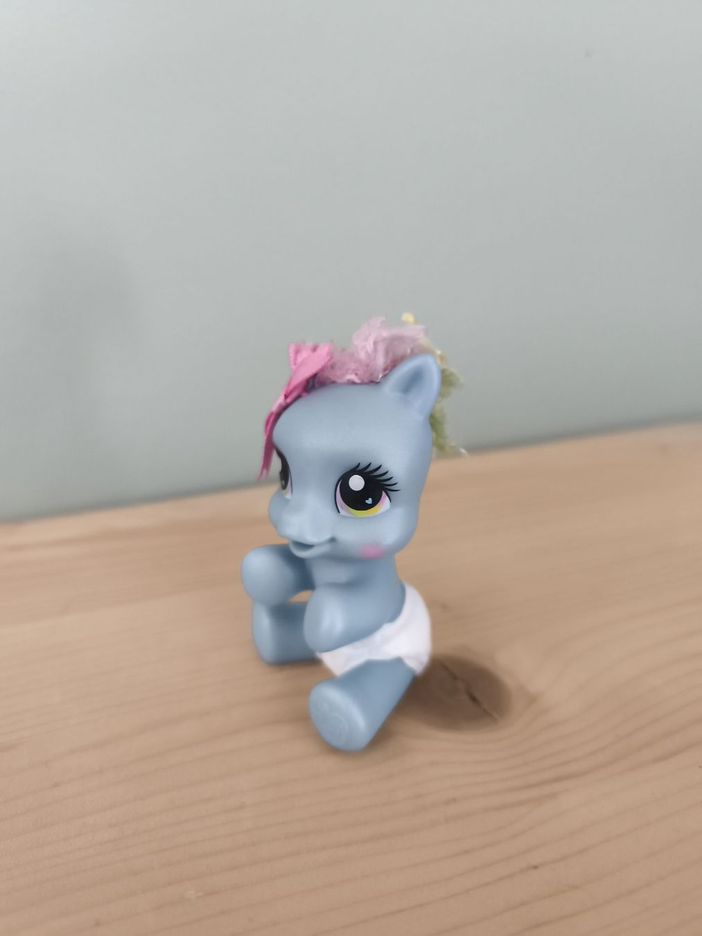 Statuette: Figurine bébé bleu avec nœud rose – Usato da Orbe venduto da don_ym8h