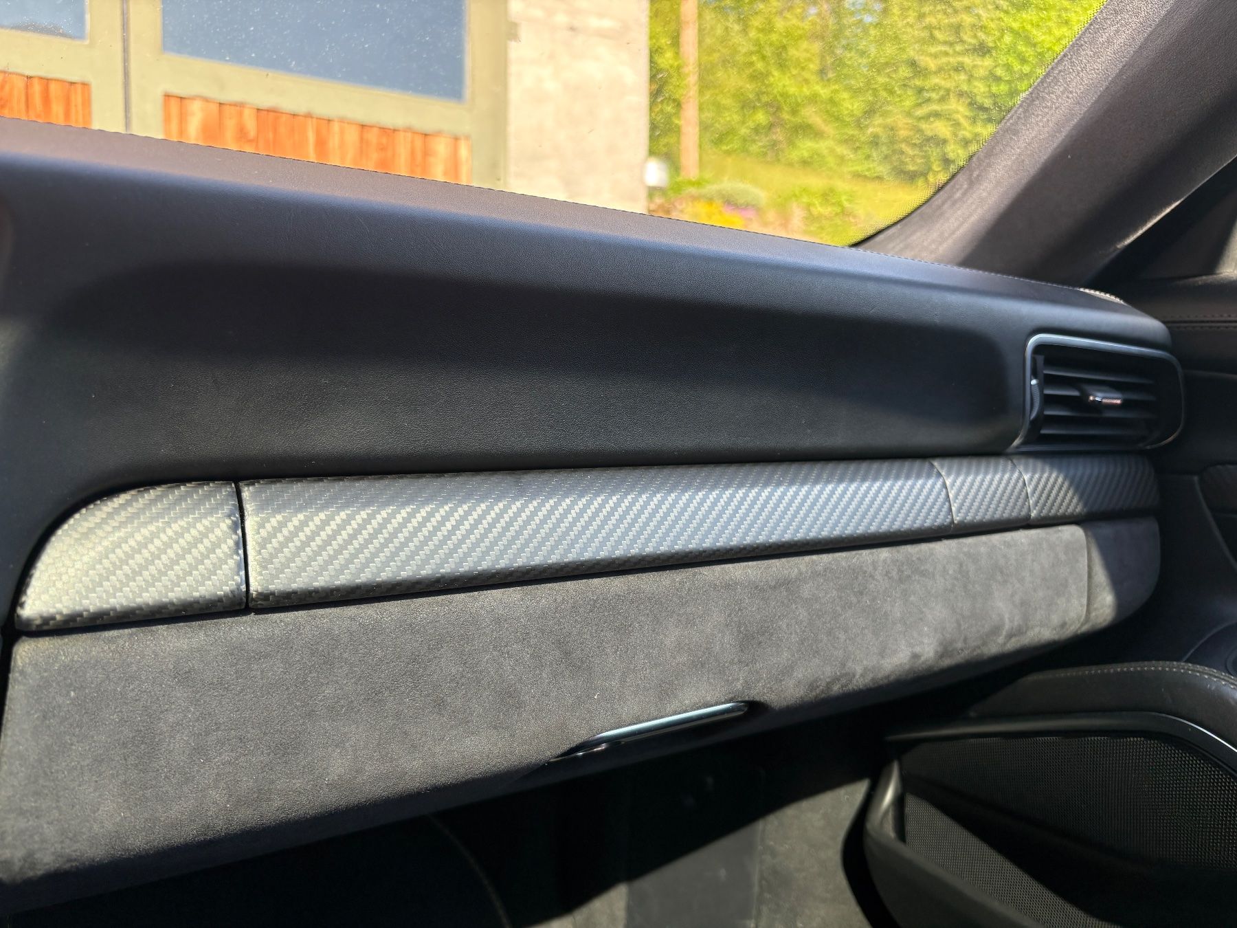Porsche Tutti pezzi di ricambio auto: Zierleisten Carbon Porsche – Usato da Ziegelbrücke venduto da Airflow94 6