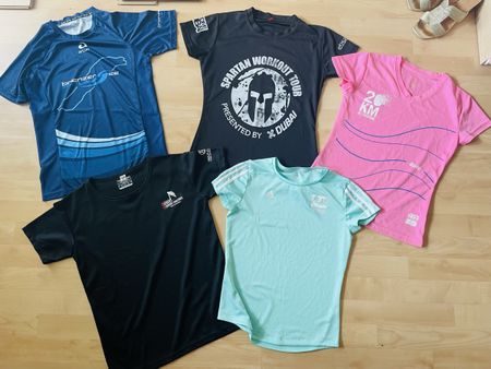 Sport T-shirts S/36 - 12 CHF pro Stück