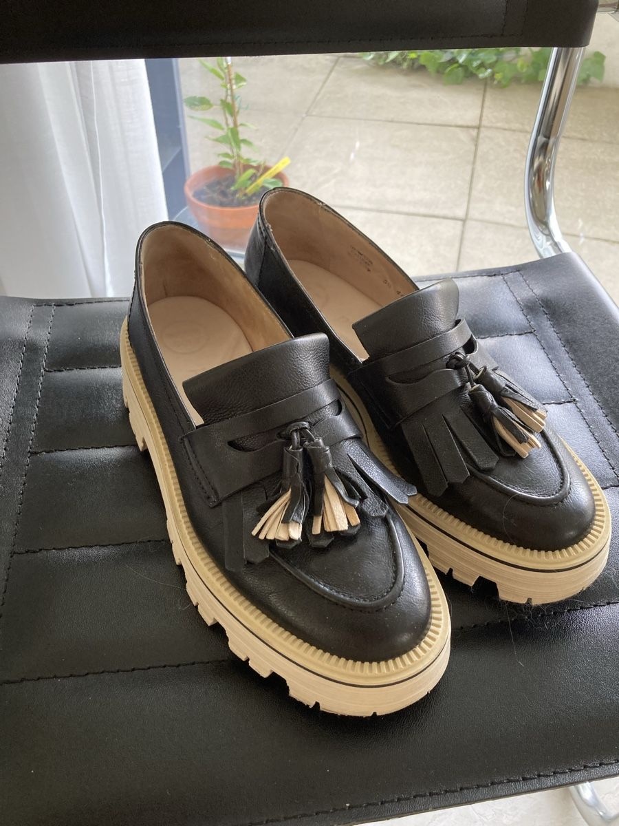 Paul Green Damenschuhe: Paul Green Mocassin schwarz/beige 38,5 – Gebraucht aus Zuchwil von Mauz2