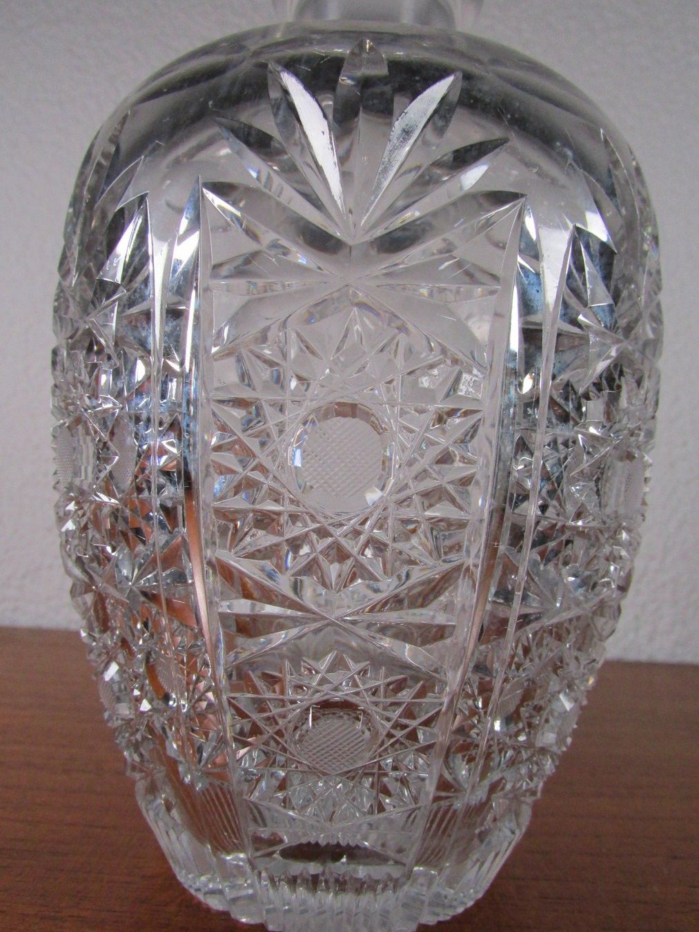 Karaffen: Handgeschliffene Mid Century Glaskaraffe Bleikristall 1960er – Gebraucht aus Ostermundigen von Zytrum 4