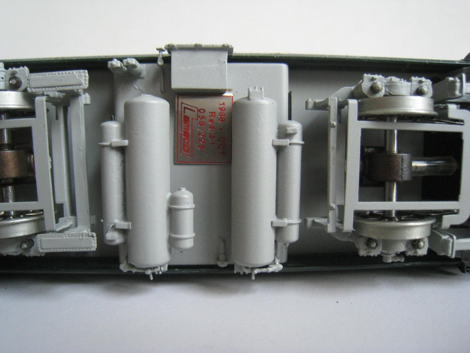 Lemaco Modelleisenbahnen: Lemaco SBB Re 4/4' Nummer 413, Schaumstoffschaden ! HO 20 – Gebraucht aus Buchs ZH von swiss-train 9