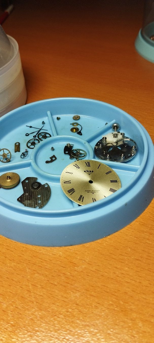 Orologi: montre vintage Albion – Usato da La Chaux-de-Fonds venduto da jac_9llg 7
