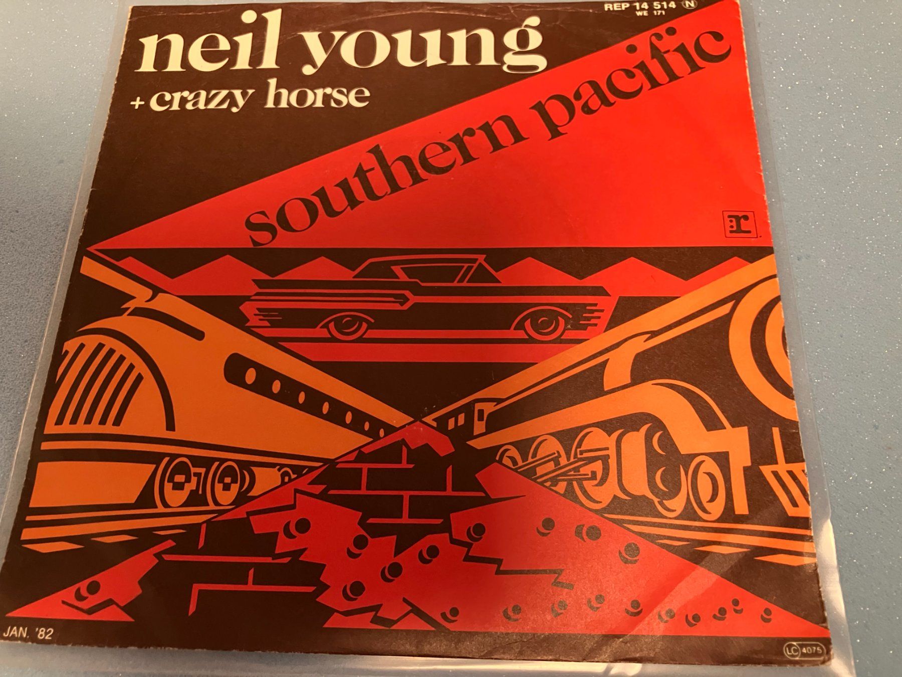 Dischi in vinile: Neil Young – Usato da Aarwangen venduto da Jukebox3