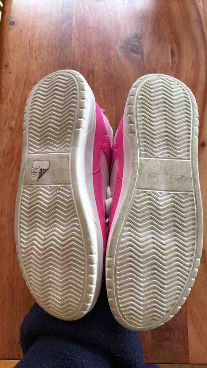 Scarpe da donna: Sneaker in Rosa – Usato da Zürich venduto da pmorger01 2