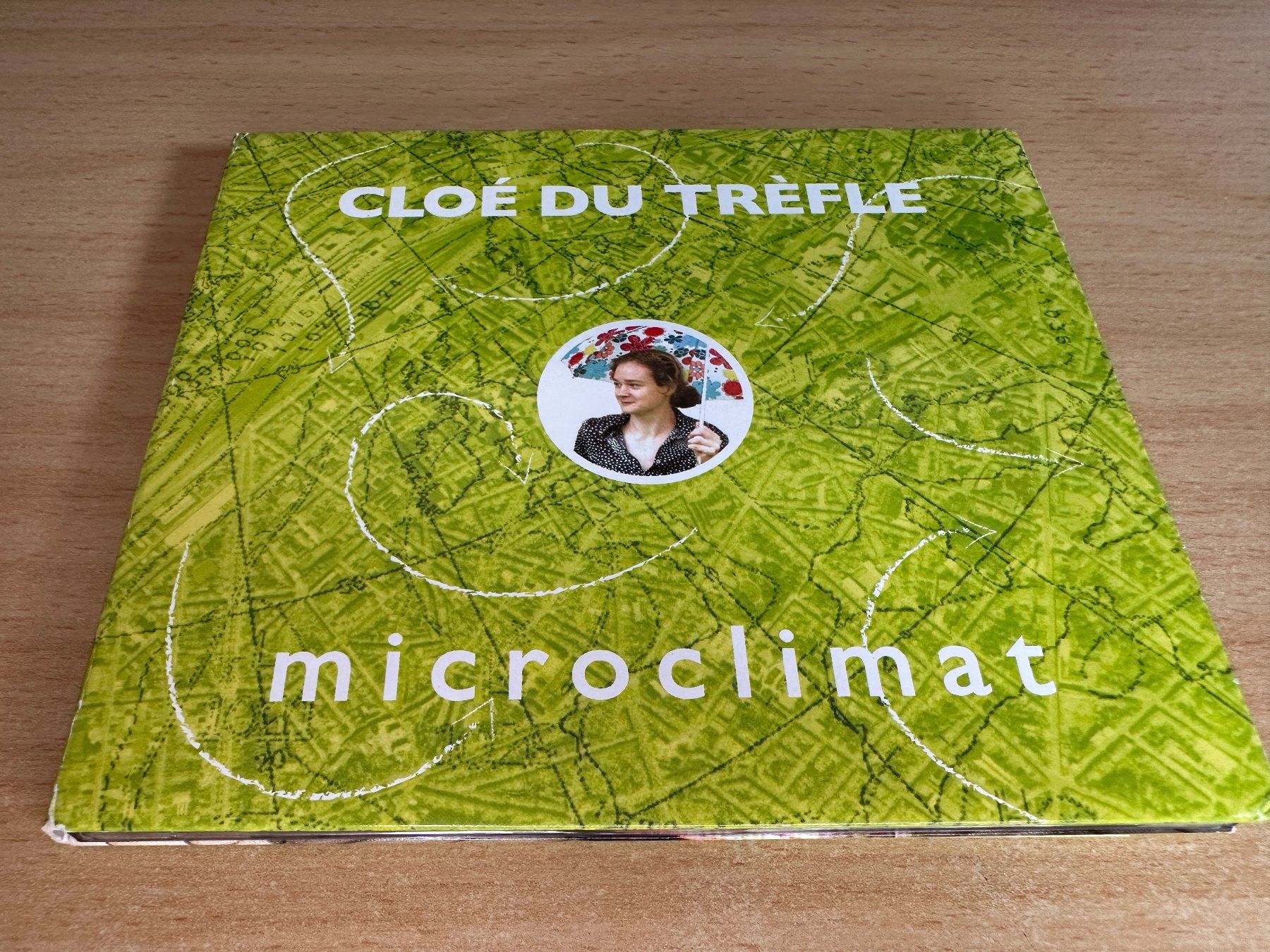 CD: Cloé Du Trèfle – Microclimat – Usato da Rikon im Tösstal venduto da Alpenmutz