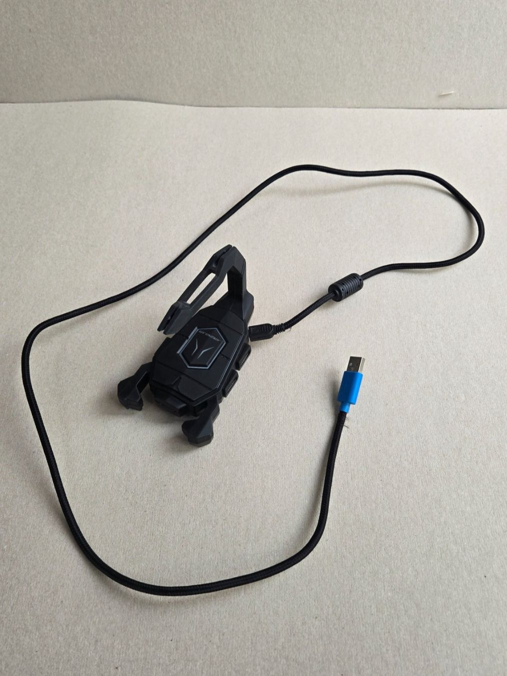 Hubs & Switches: Medion Erazer Mouse Bungee X89050 USB Hub – Gebraucht aus Hunzenschwil von Fluz 5