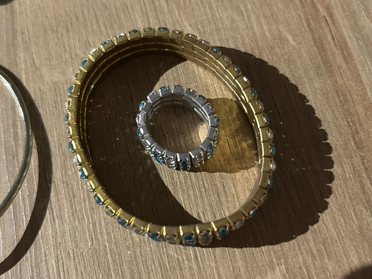Armbänder & -reifen: Konvolut Armbänder und Ring Modeschmuck verschiedene Arten – Neu (gemäss Beschreibung) aus Laufen von Jassi.quinn 3
