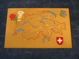 Messingschild mit eingravierter Schweizerkarte