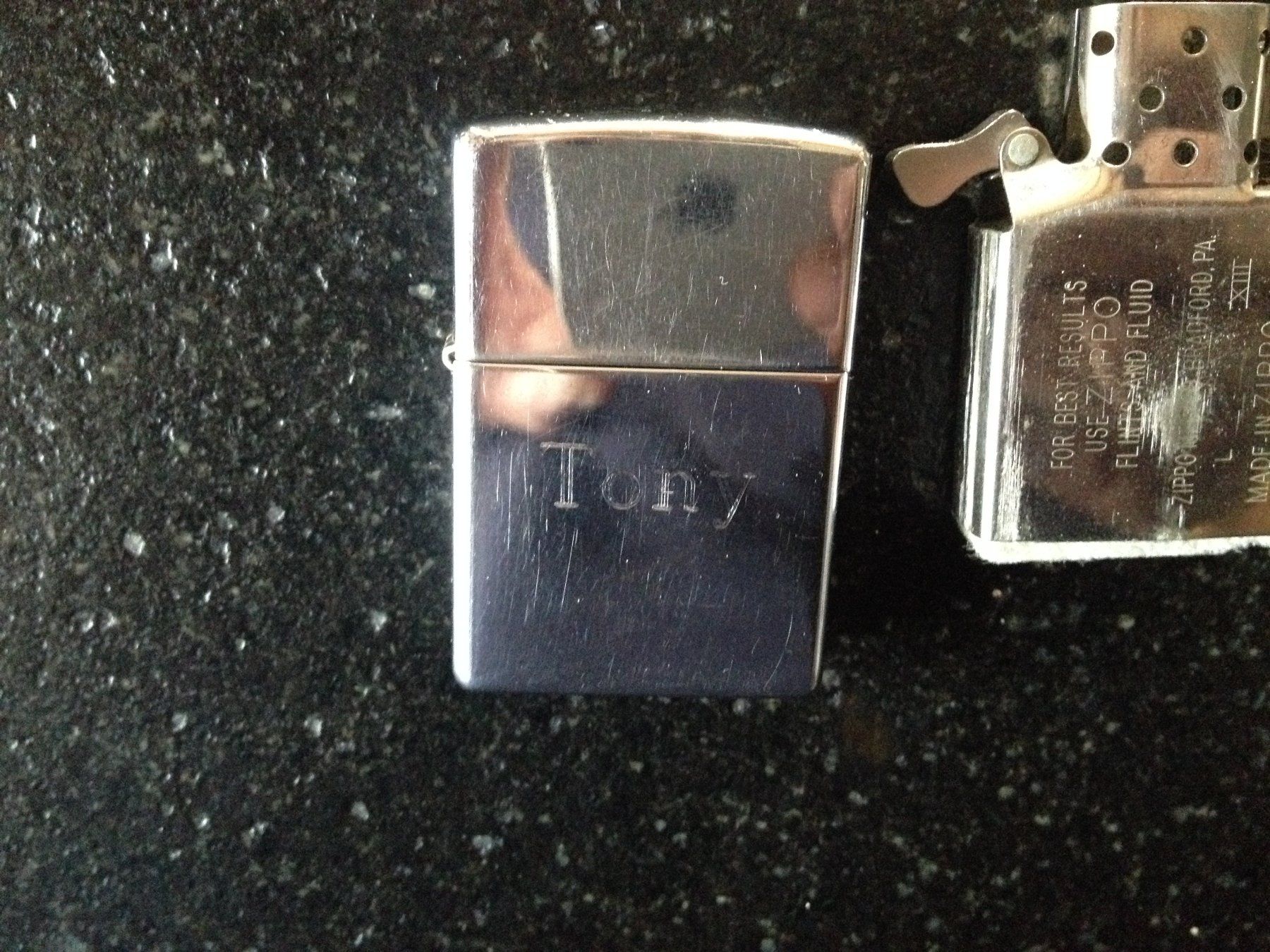 Zippo Briquets: Zippo Tony - 1997 – D'occasion à Vuiteboeuf par broticaire 1