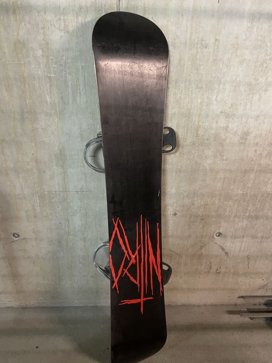 Board: Snowboard Nitro mit Burton Bindung gebraucht – Usato da Bern venduto da kro_s6xy 1