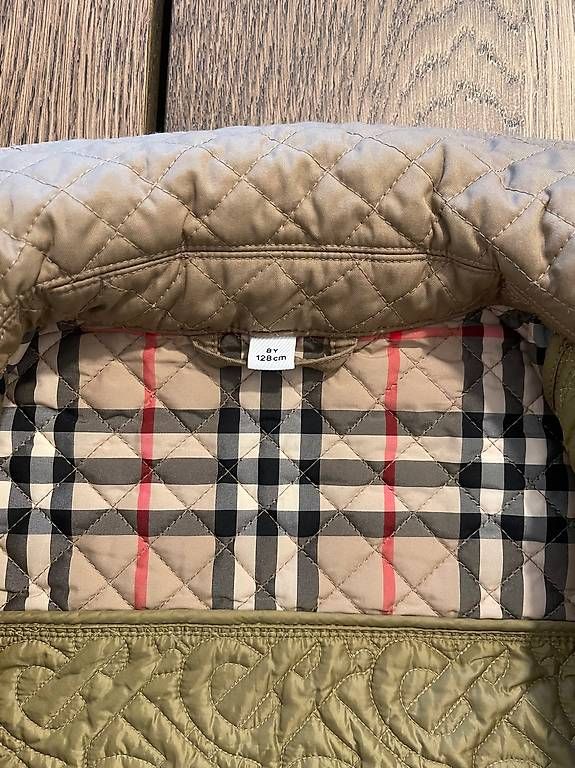 Burberry Giacche & Cappotti: Burberry Kinder Jacke, Top Zustand – Usato da Thalwil venduto da vverinha 4