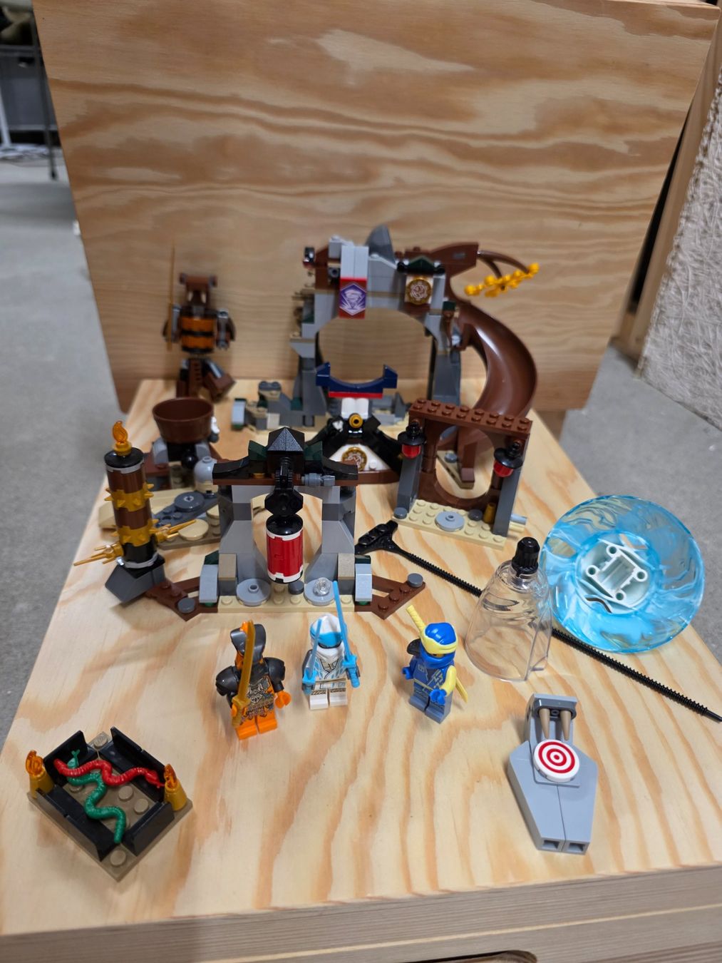 Lego Kit di costruzioni: Lego Ninjago Figuren + Sets – Usato da Zürich venduto da sougia11 7