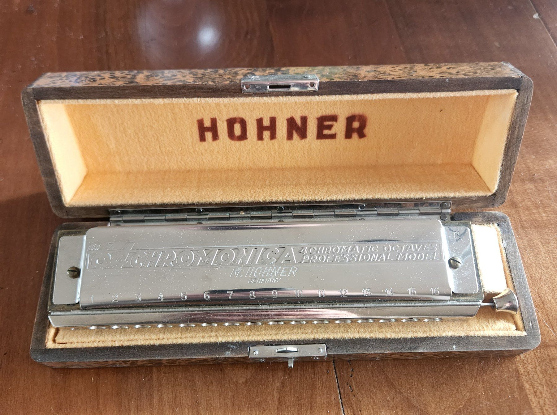 Hohner Strumenti musicali: Harmonica HOHNER CHROMONICA 4 – Usato da Lausanne venduto da gmax8995