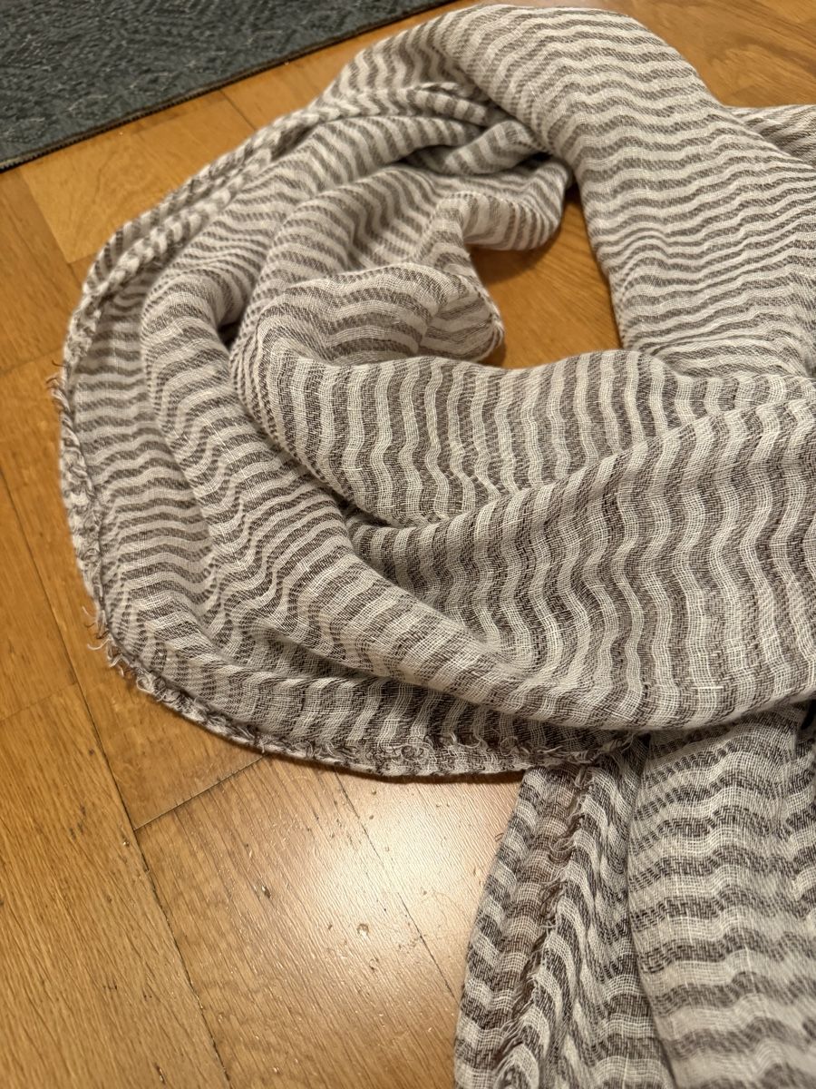 Zara Foulards, Tücher & Schals: Wunderschöner Schal von Zara.  – Gebraucht aus Adliswil von StephanieAnnina 4