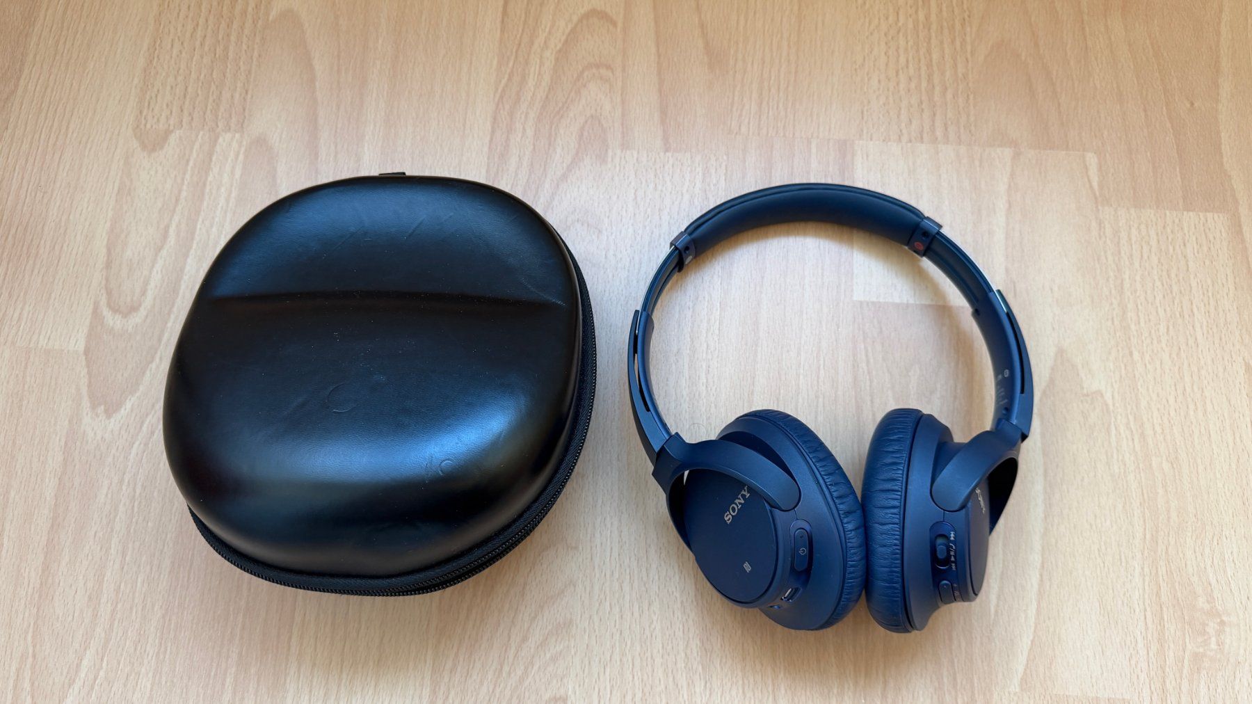 Sony Cuffie: SONY WH-700N Bluetooth Noise Canceling Stereo Buchse USB – Usato da Meinisberg venduto da Steiner31 1
