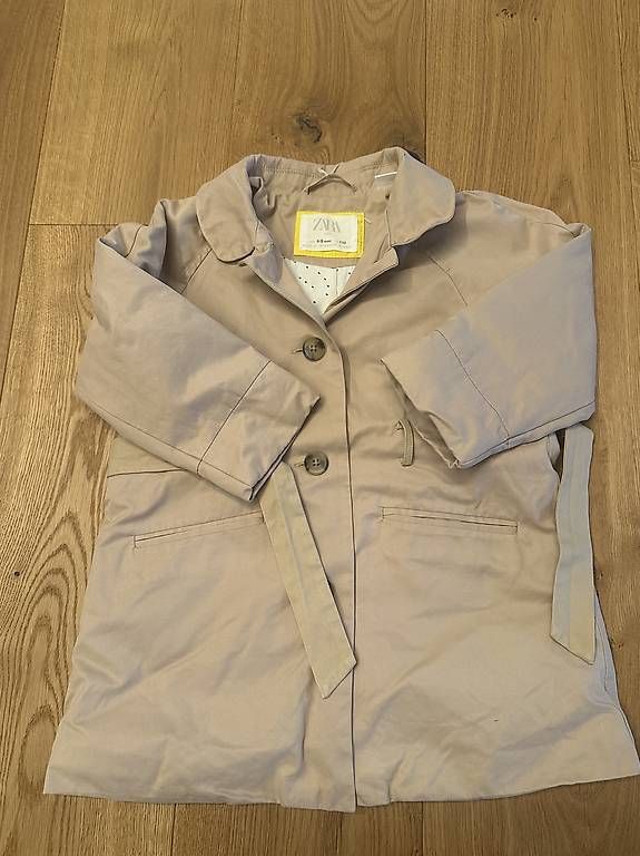 Vestes & Manteaux: ZARA Herbstmantel 110 – D'occasion à Balgach par deb_g59x