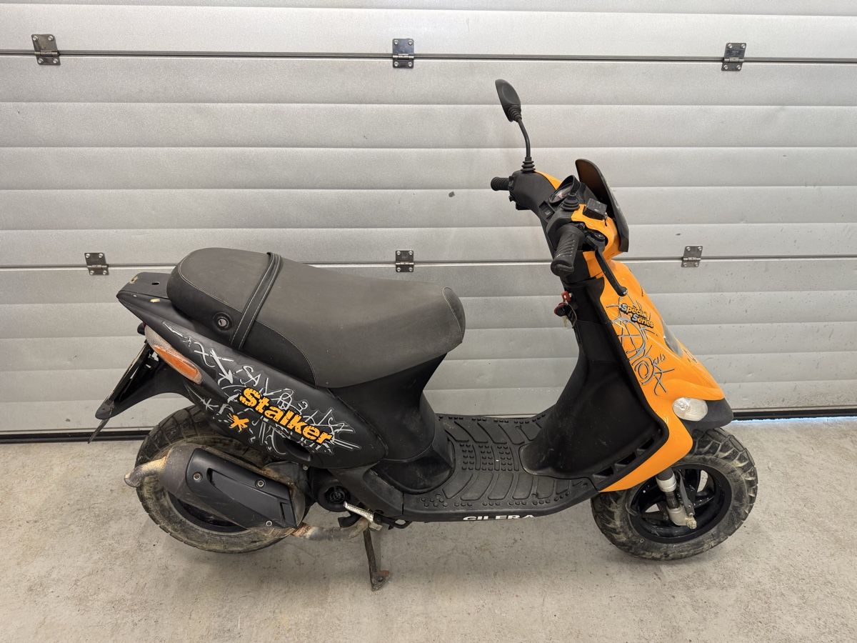 Gilera Scooters: Gilera Stalker Roller – Defekt aus Wegenstetten von mcfly321