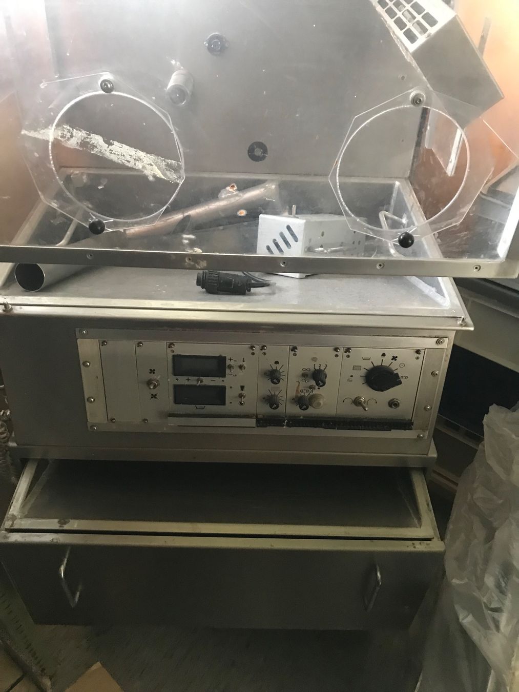 Tutte le macchine: Schokolade Giessmaschine – Usato da Eichberg venduto da Ranney 7