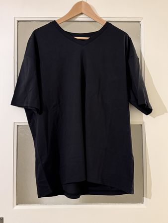 schwarzes T-Shirt, Grösse L
