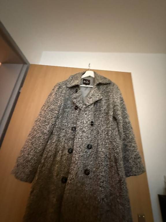 Cappotti: Winter Mantel – Usato da Alchenflüh venduto da selina077 1