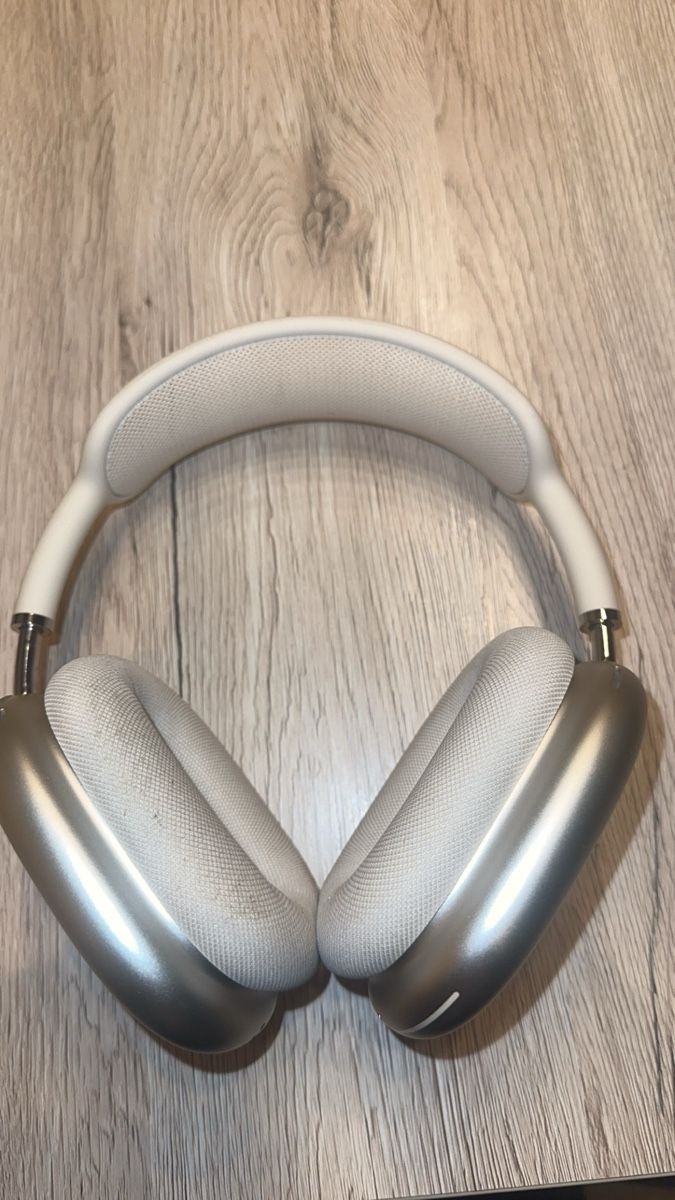 Apple Cuffie: Apple AirPods Max - USB-C Anschluss – Usato da Unterkulm venduto da ndjxb