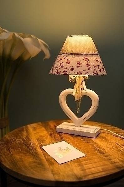 Lampade: Romantik Lampe "Ronja" Nachttischlampe – Nuovo e nell'imballaggio originale da Flawil venduto da vivalacasa 1
