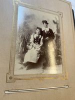Antikes Fotoalbum mit Schloss,Ahnenalbum (S3)