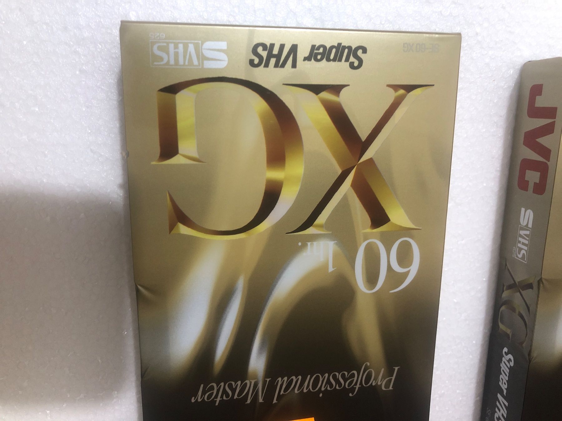 Cassette vuote: 4 x vidéocassette E-30 ehg – Nuovo e nell'imballaggio originale da Biel-Bienne venduto da alos07 1
