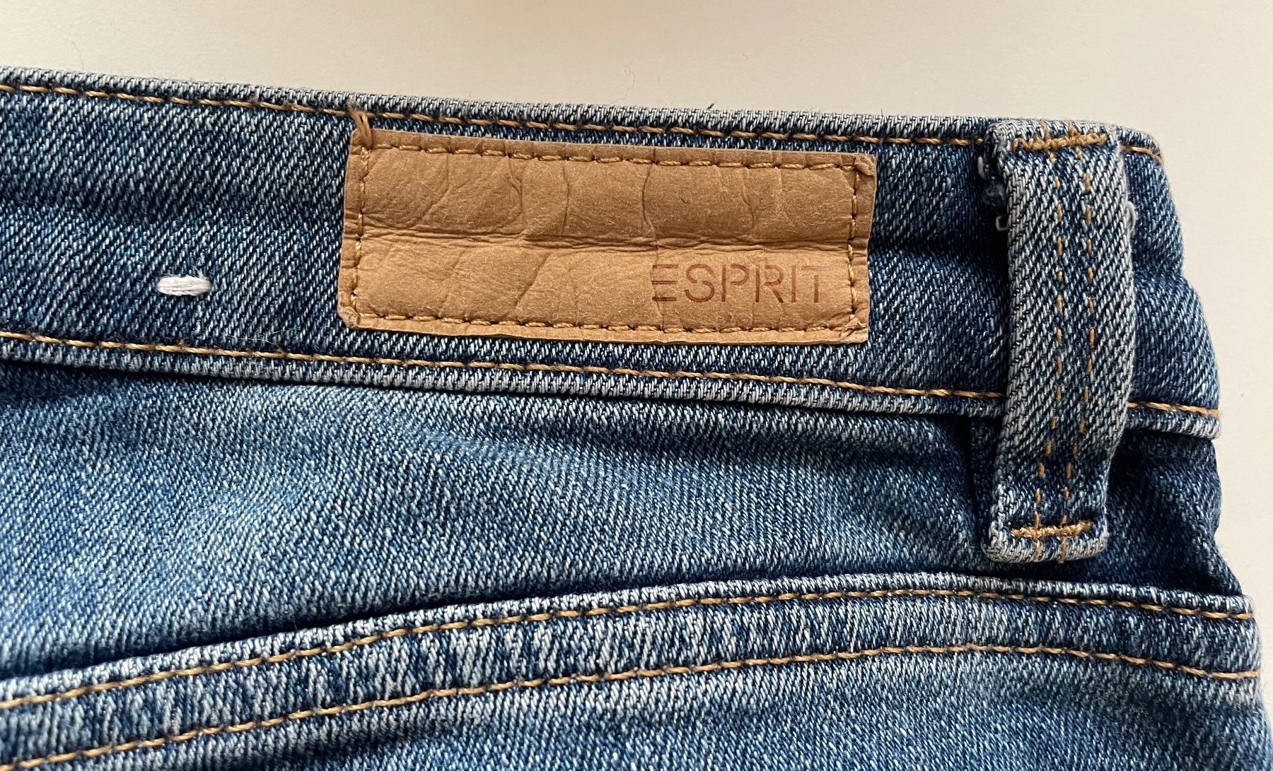 Esprit Jeans: Esprit Jeans Gr. 26/32, hellblau, Mädchen/Damen - Bootcut!! – Gebraucht aus Winterthur von crave 4