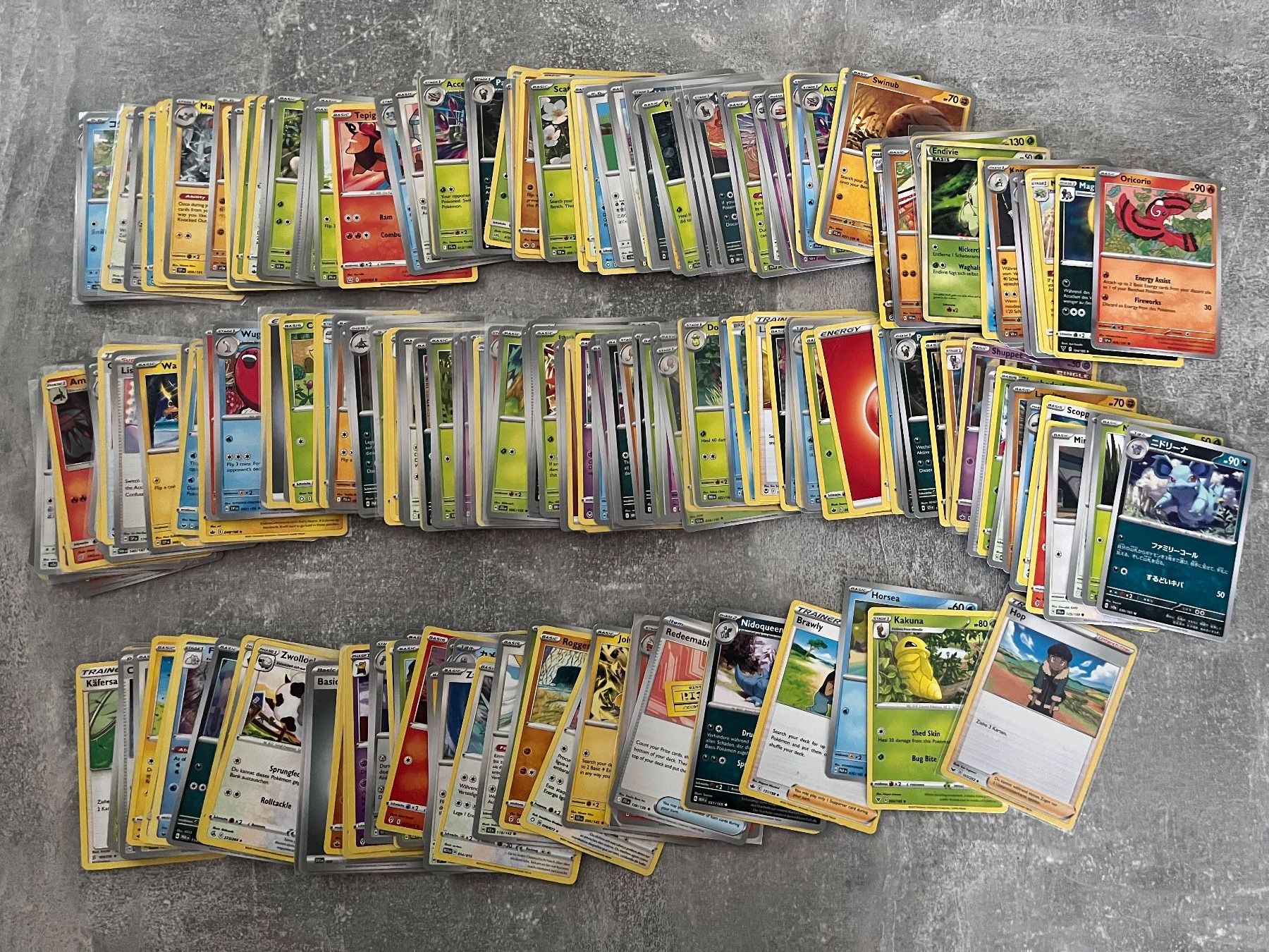 Pokémon Cartes à collectionner: 300 Pokemon Karten – D'occasion à Gränichen par Pauli94 1